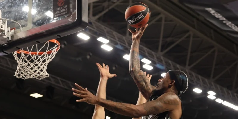Virtus Bologna - KK Crvena Zvezda Virtus Bologna - KK Crvena Zvezda