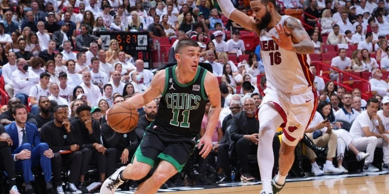 Boston Celtics - Milwaukee Bucks Boston Celtics - Milwaukee Bucks