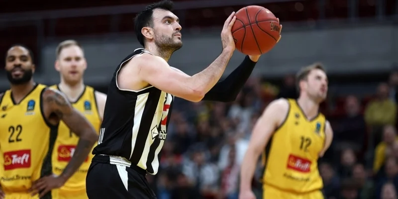 Besiktas - Bahcesehir Koleji Besiktas - Bahcesehir Koleji
