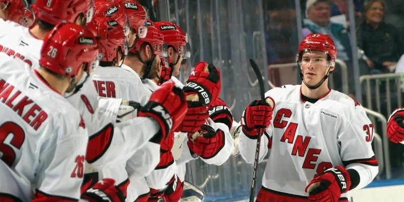 Carolina Hurricanes - Columbus Blue Jackets Carolina Hurricanes - Columbus Blue Jackets
