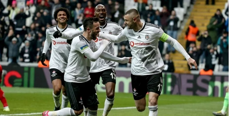 Adana Demirspor - Besiktas Adana Demirspor - Besiktas