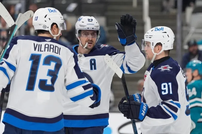Toronto Maple Leafs vs Winnipeg Jets Prediction and Betting Tips (23.12.2024) Toronto Maple Leafs vs Winnipeg Jets Prediction and Betting Tips (23.12.2024)