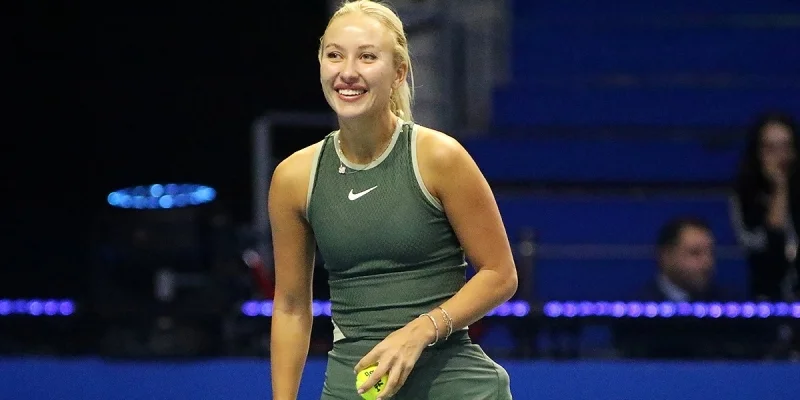 Anastasia Potapova - Kimberly Birrell