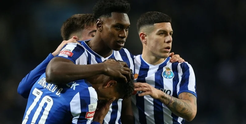 Nacional vs FC Porto Prediction and Betting Tips (03.01.2025) Nacional vs FC Porto Prediction and Betting Tips (03.01.2025)
