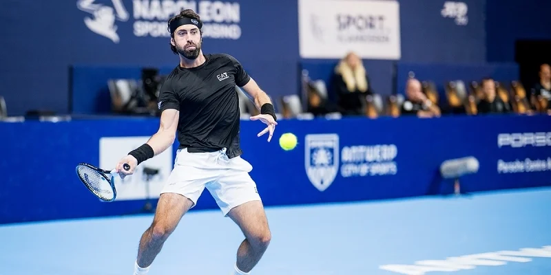 Cruz Hewitt - Nikoloz Basilashvili Cruz Hewitt - Nikoloz Basilashvili