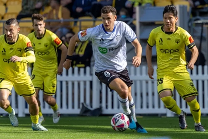 Perth Glory - Auckland FC