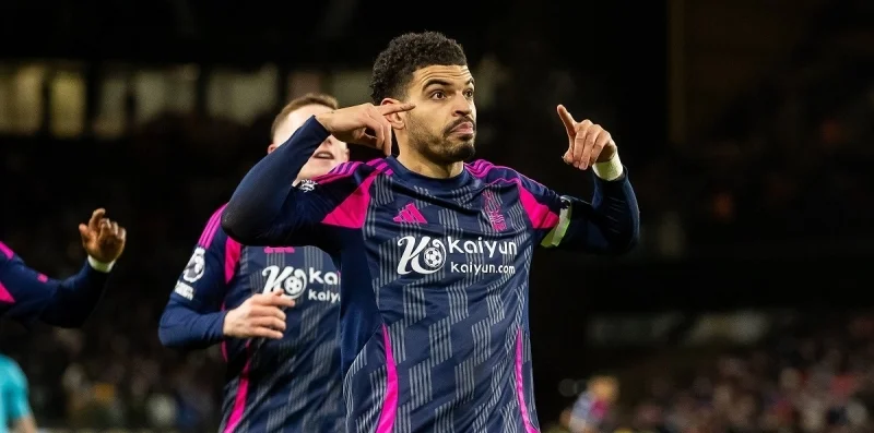 Nottingham Forest - Luton Town Nottingham Forest - Luton Town