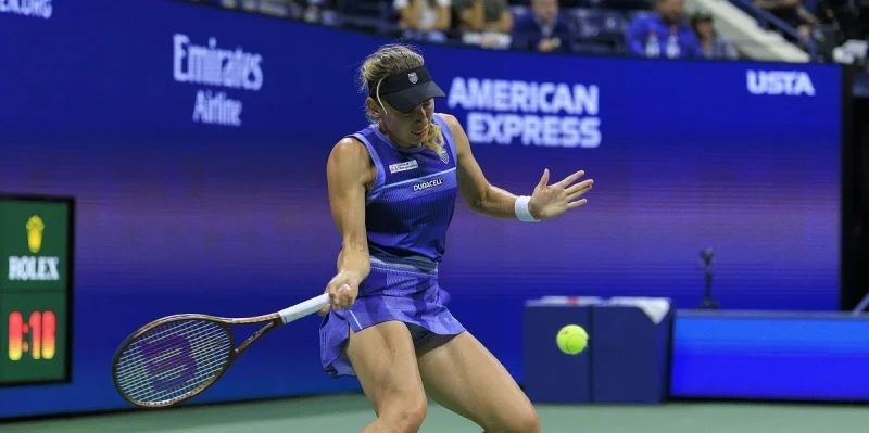 Ekaterina Alexandrova - Emma Raducanu Ekaterina Alexandrova - Emma Raducanu