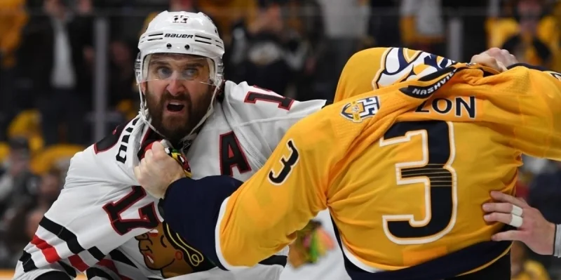 Chicago Blackhawks - Carolina Hurricanes Chicago Blackhawks - Carolina Hurricanes