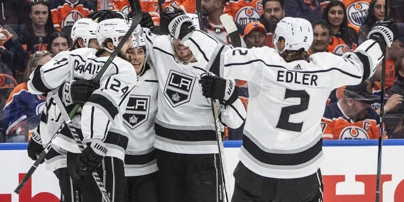 Columbus Blue Jackets - Los Angeles Kings Columbus Blue Jackets - Los Angeles Kings