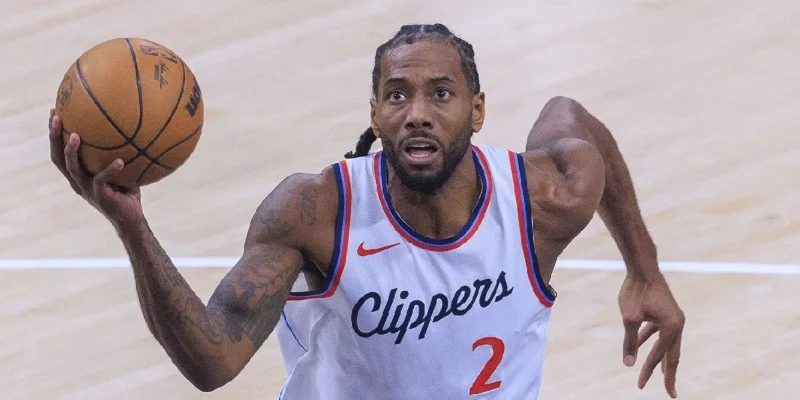 L. A. Clippers - Milwaukee Bucks L. A. Clippers - Milwaukee Bucks