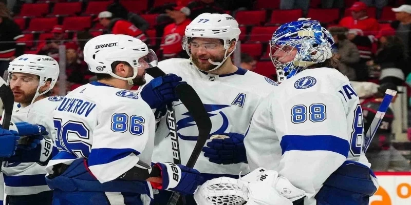 Tampa Bay Lightning - Ottawa Senators Tampa Bay Lightning - Ottawa Senators