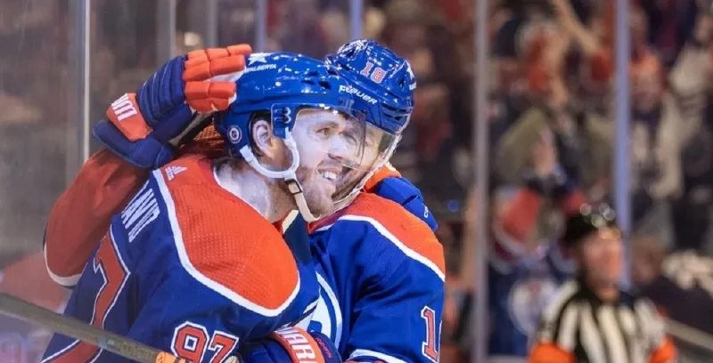 Edmonton Oilers - Colorado Avalanche Edmonton Oilers - Colorado Avalanche