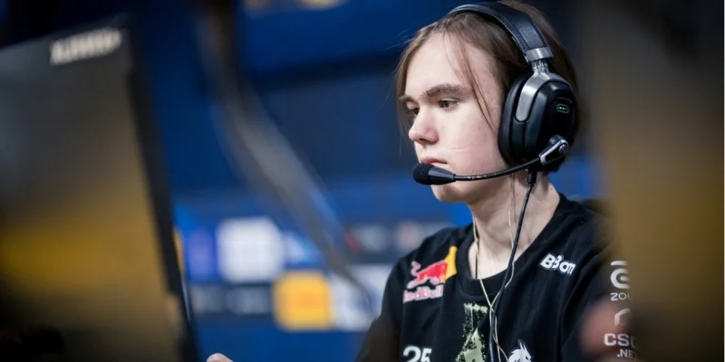 Team Spirit - MOUZ Team Spirit - MOUZ