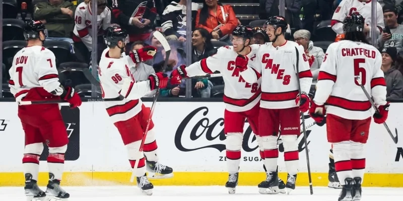 Carolina Hurricanes - Nashville Predators Carolina Hurricanes - Nashville Predators