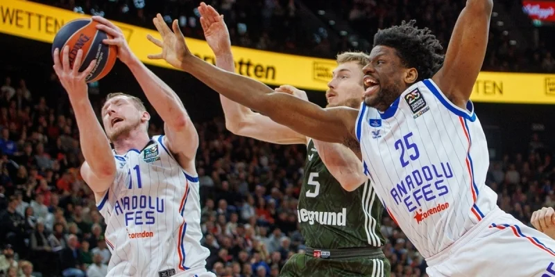 Anadolu Efes - Saski Baskonia Anadolu Efes - Saski Baskonia