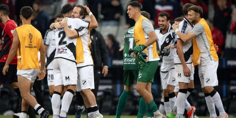 Danubio - Defensor Sporting Danubio - Defensor Sporting