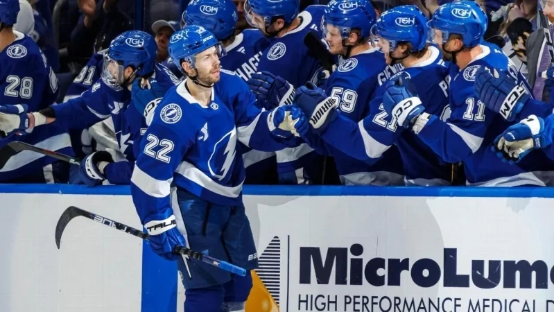 Tampa Bay Lightning - New York Islanders Tampa Bay Lightning - New York Islanders