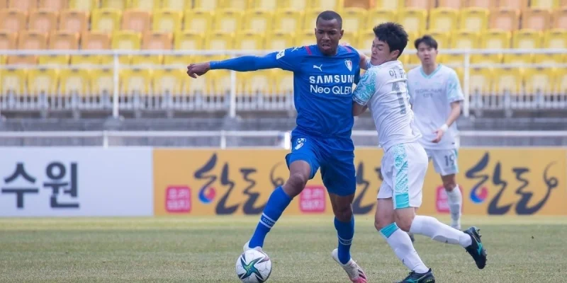 Gimcheon Sangmu - Suwon Bluewings Gimcheon Sangmu - Suwon Bluewings