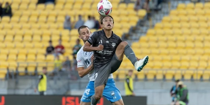 Adelaide United - Wellington Phoenix Adelaide United - Wellington Phoenix