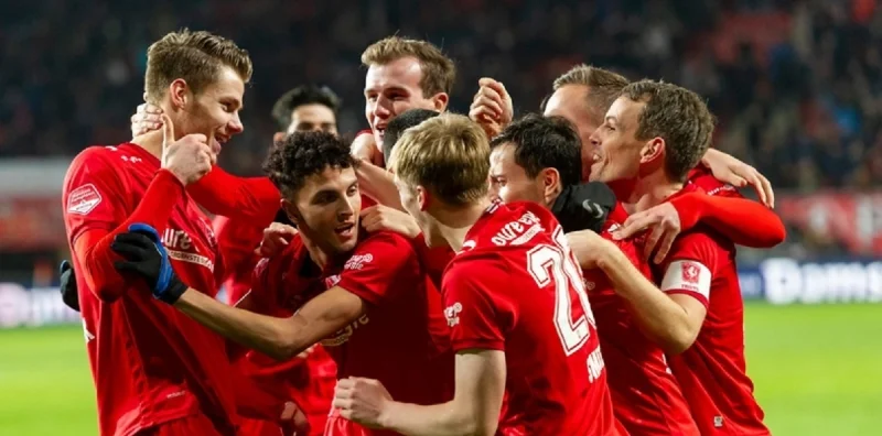 FC Twente vs PSV Eindhoven Prediction and Betting Tips (24.04.2025) FC Twente vs PSV Eindhoven Prediction and Betting Tips (24.04.2025)