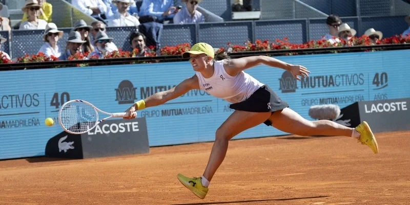 Linda Noskova - Iga Swiatek Linda Noskova - Iga Swiatek