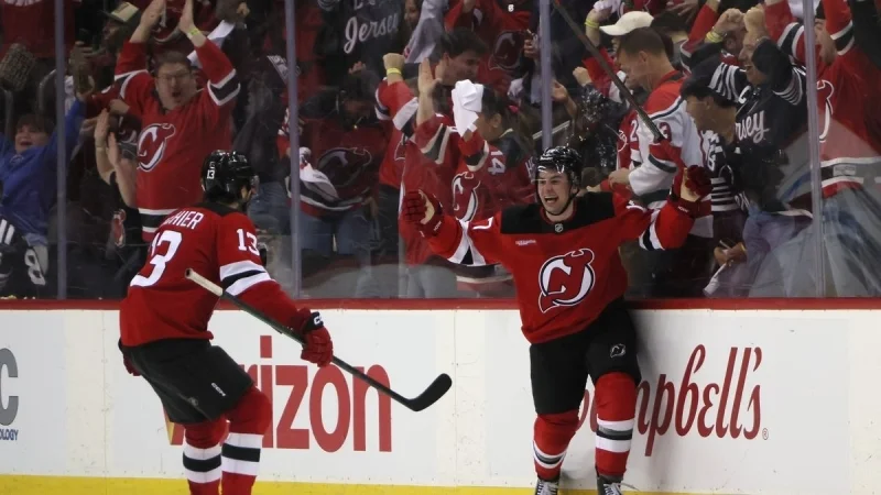 New Jersey Devils - Carolina Hurricanes New Jersey Devils - Carolina Hurricanes