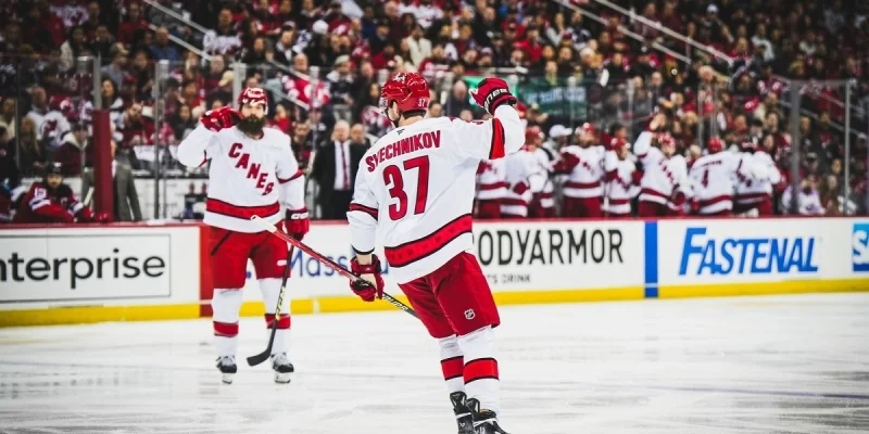 Carolina Hurricanes - New Jersey Devils Carolina Hurricanes - New Jersey Devils