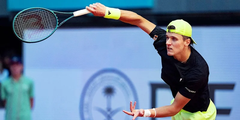 Jakub Mensik vs Fabian Marozsan Predicción y Consejos de apuestas (12.05.2025) Jakub Mensik vs Fabian Marozsan Predicción y Consejos de apuestas (12.05.2025)