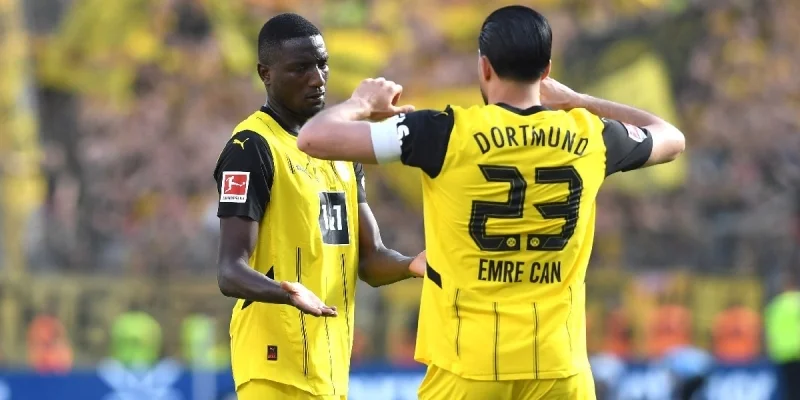 Borussia Dortmund - Holstein Kiel Borussia Dortmund - Holstein Kiel