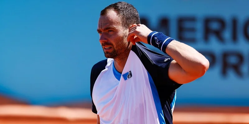 Frances Tiafoe vs Roman Safiullin Predicción y Consejos de apuestas (25.05.2025) Frances Tiafoe vs Roman Safiullin Predicción y Consejos de apuestas (25.05.2025)