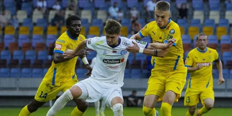 Dinamo Minsk - Naftan Novopolotsk Dinamo Minsk - Naftan Novopolotsk