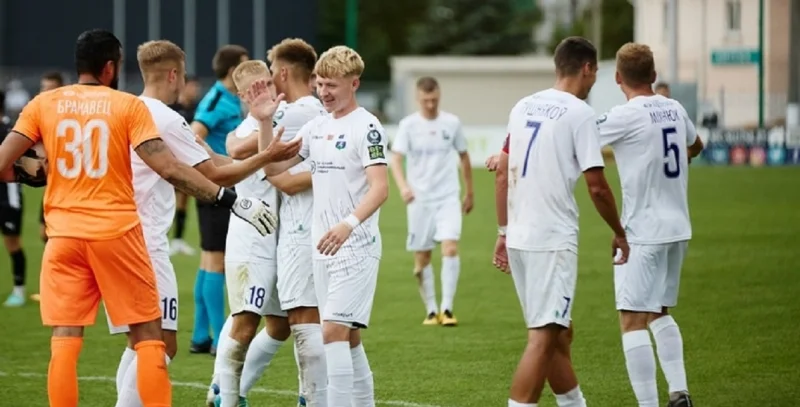 FK Slutsk - Dinamo Minsk FK Slutsk - Dinamo Minsk