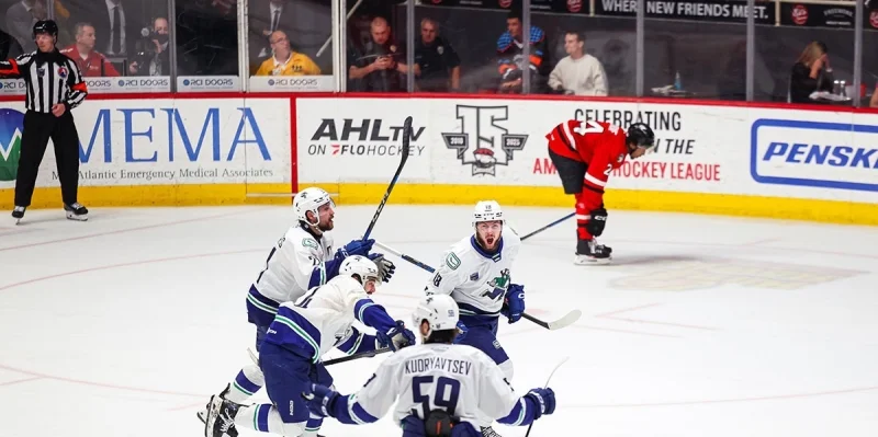 Charlotte+Checkers - abbotsford-canucks Charlotte+Checkers - abbotsford-canucks