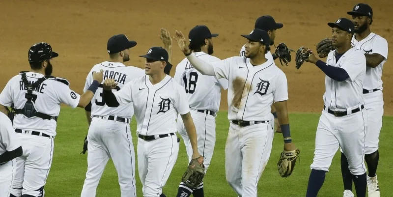 Detroit Tigers - Pittsburgh Pirates Detroit Tigers - Pittsburgh Pirates