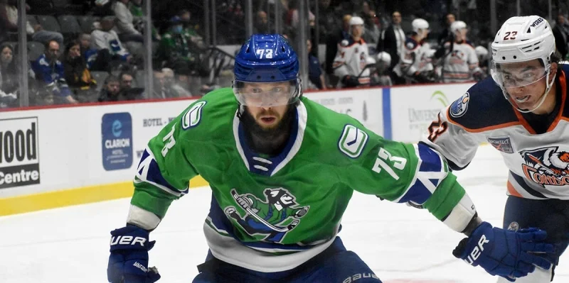 abbotsford-canucks - Charlotte+Checkers abbotsford-canucks - Charlotte+Checkers