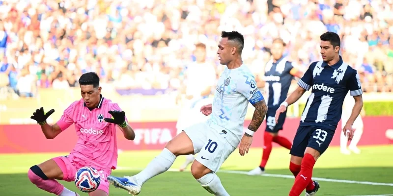 Inter - Urawa Red Diamonds Inter - Urawa Red Diamonds