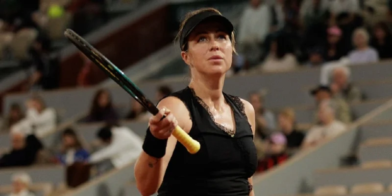 Maya Joint - Anastasia Pavlyuchenkova Maya Joint - Anastasia Pavlyuchenkova