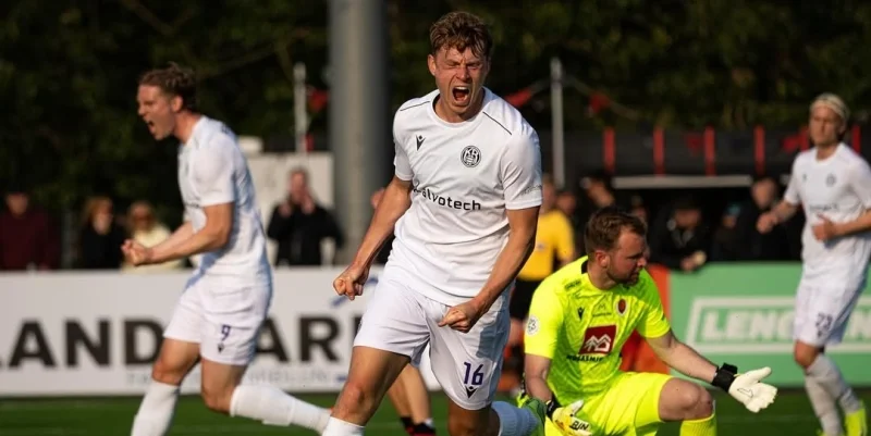 KR Reykjavik - FH Hafnarfjordur KR Reykjavik - FH Hafnarfjordur