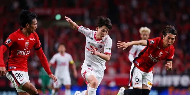 Urawa Red Diamonds - Shonan Bellmare Urawa Red Diamonds - Shonan Bellmare