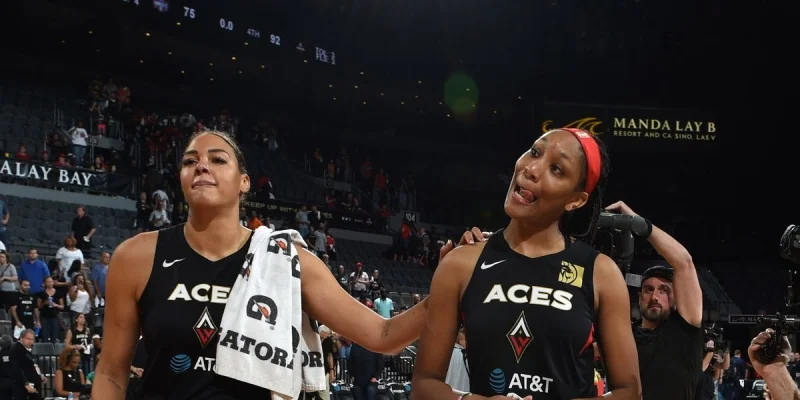 Los Angeles Sparks - Las Vegas Aces