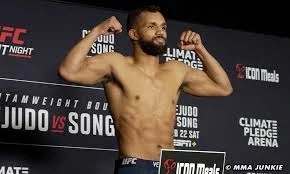 Julius Walker - Raffael Cerqueira