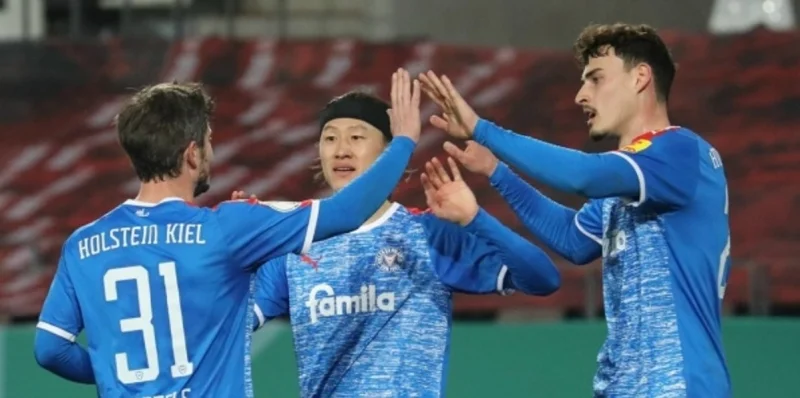 Holstein Kiel - Arminia Bielefeld Holstein Kiel - Arminia Bielefeld