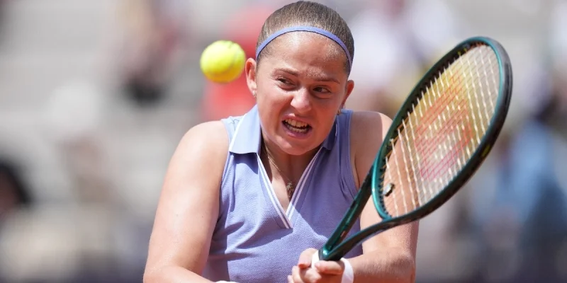 Camila Osorio - Jelena Ostapenko