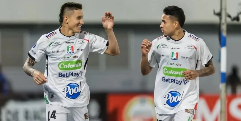 Once Caldas - Huracan