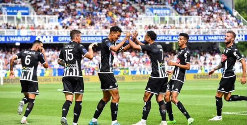 Angers - Paris FC Angers - Paris FC