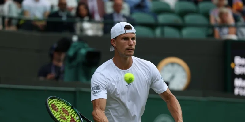 Marton Fucsovics - Denis Shapovalov Marton Fucsovics - Denis Shapovalov
