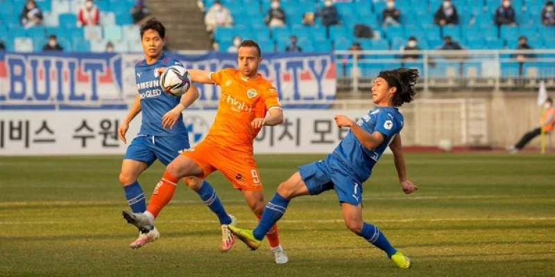 Gangwon FC - Jeonbuk Hyundai Motors FC