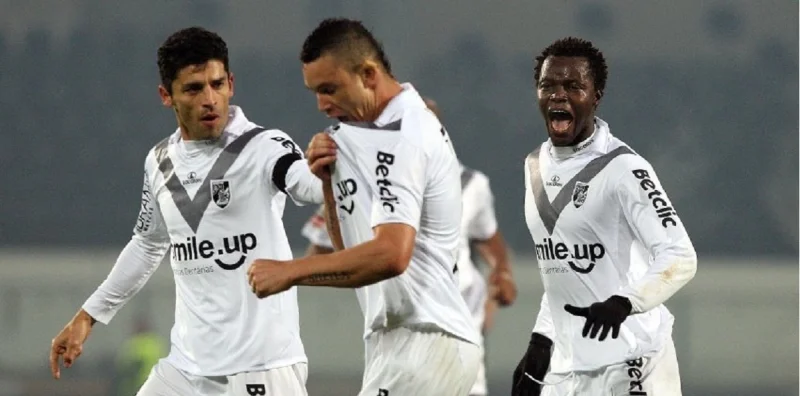 Vitoria de Guimaraes - Arouca Vitoria de Guimaraes - Arouca