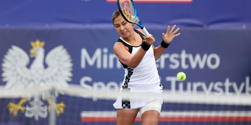Zarina Diyas - Carol Zhao